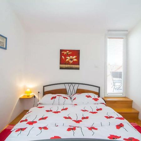Charming Apartment Koper Ngoại thất bức ảnh