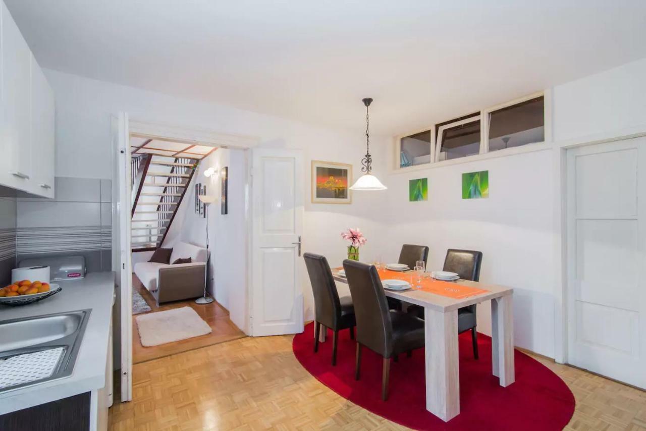 Charming Apartment Koper Ngoại thất bức ảnh